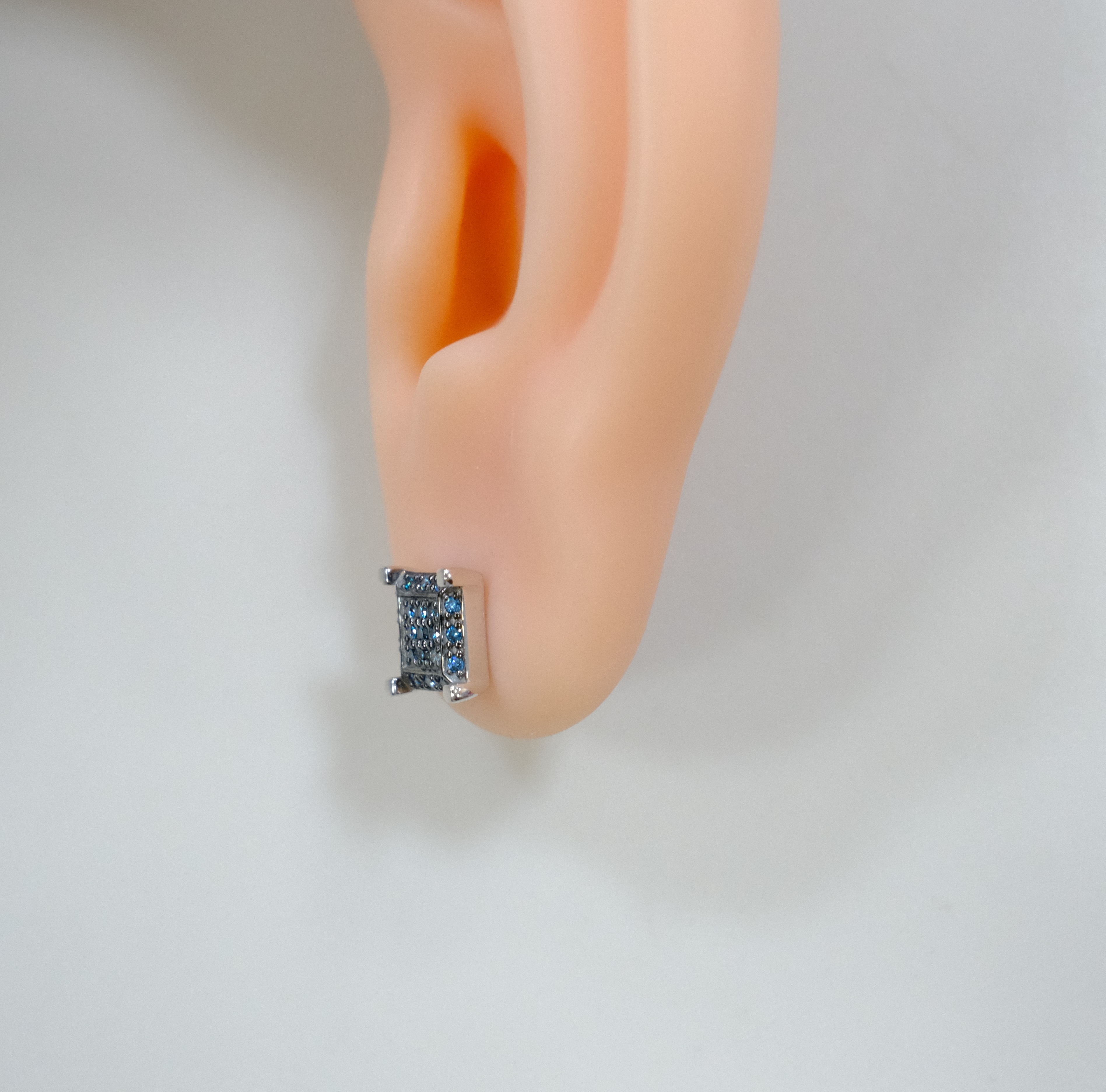 10511-001417 Серьги (Au 585)